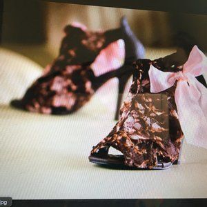 Custom Designed Women Heel Shoes